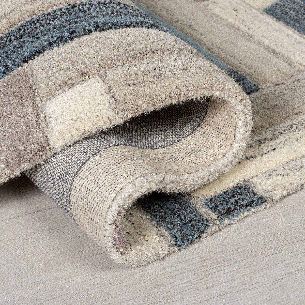 Graphic floor rug - Mado Russo Multicolor
