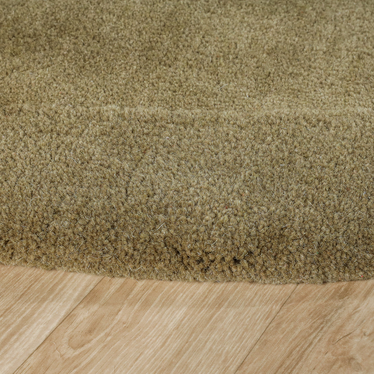 Round rug - Isara Border Olive Green